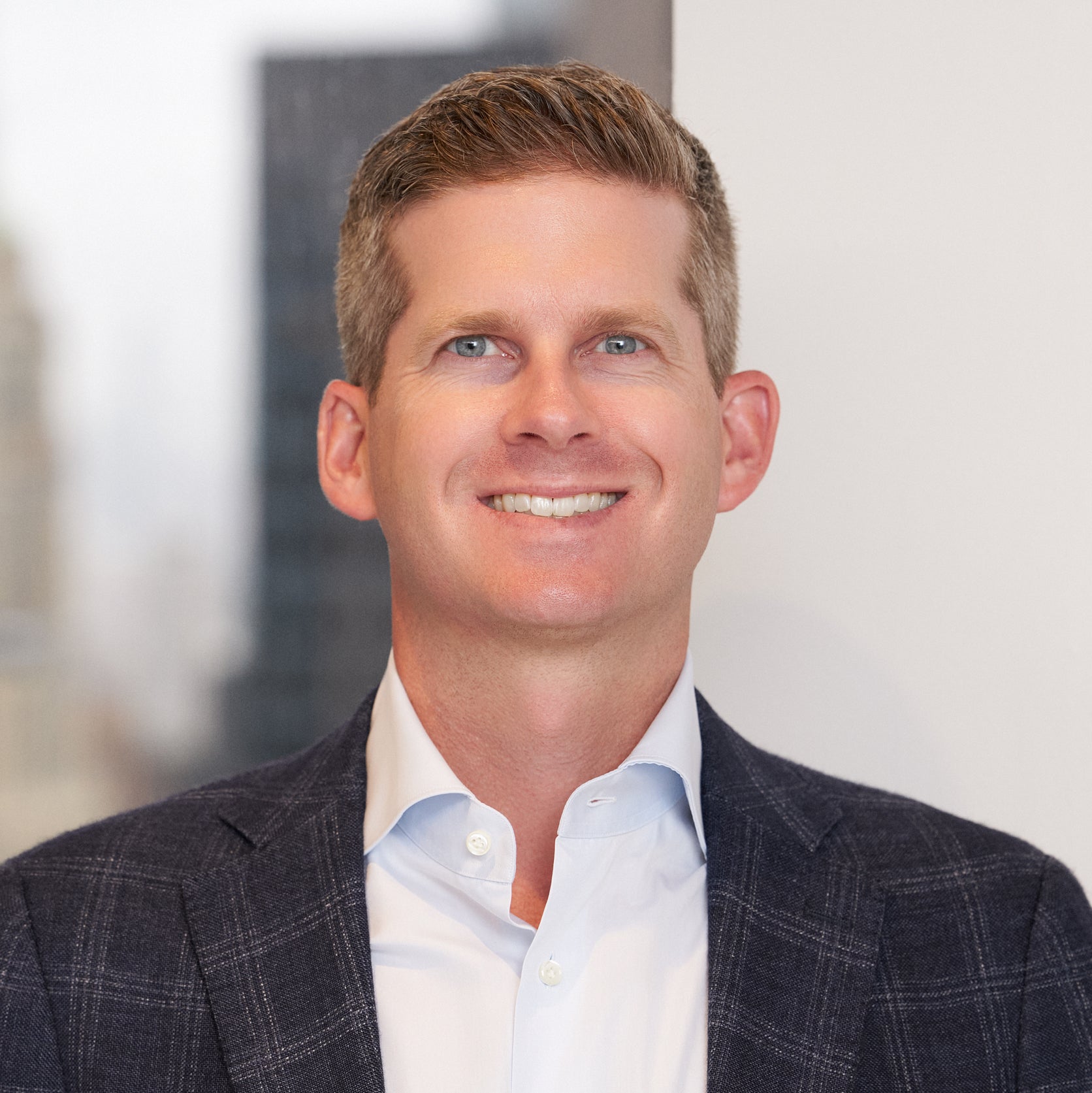 bio_podraizer_derek_25