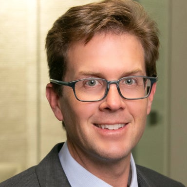 andrew schmidt headshot